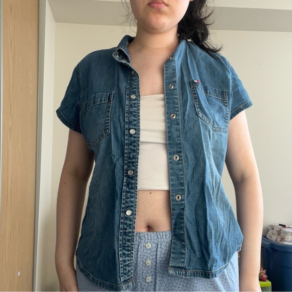 Tommy Hilfiger Blue Jean Button-down T-shirt - Picture 5 of 13